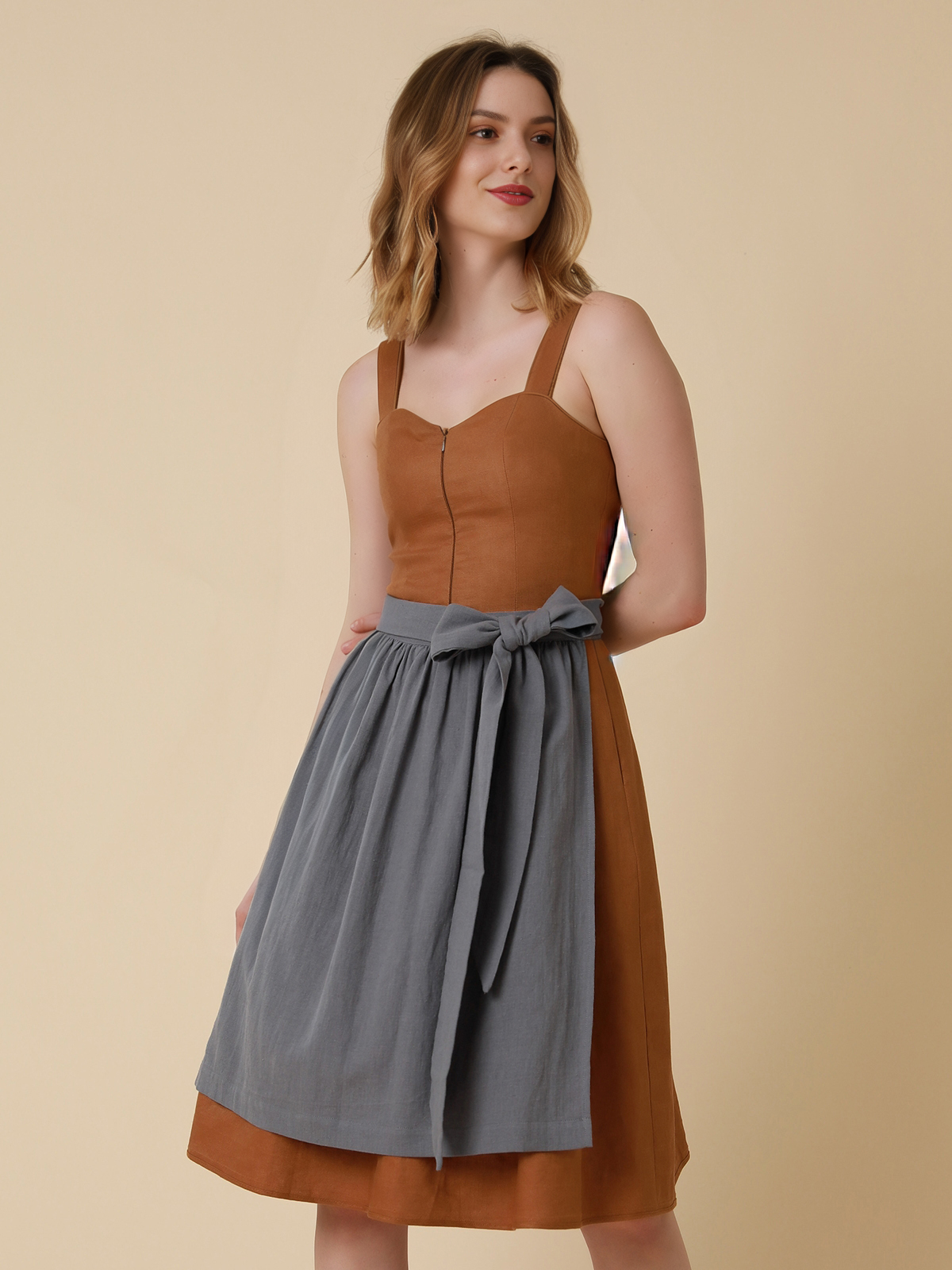 Dirndl in Gelb