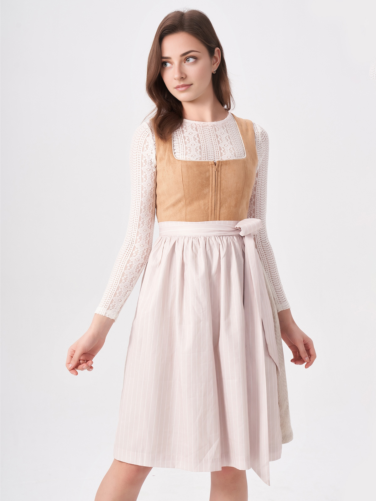 Ehreer Dirndl in Braun – perfekt für festliche Anlässe