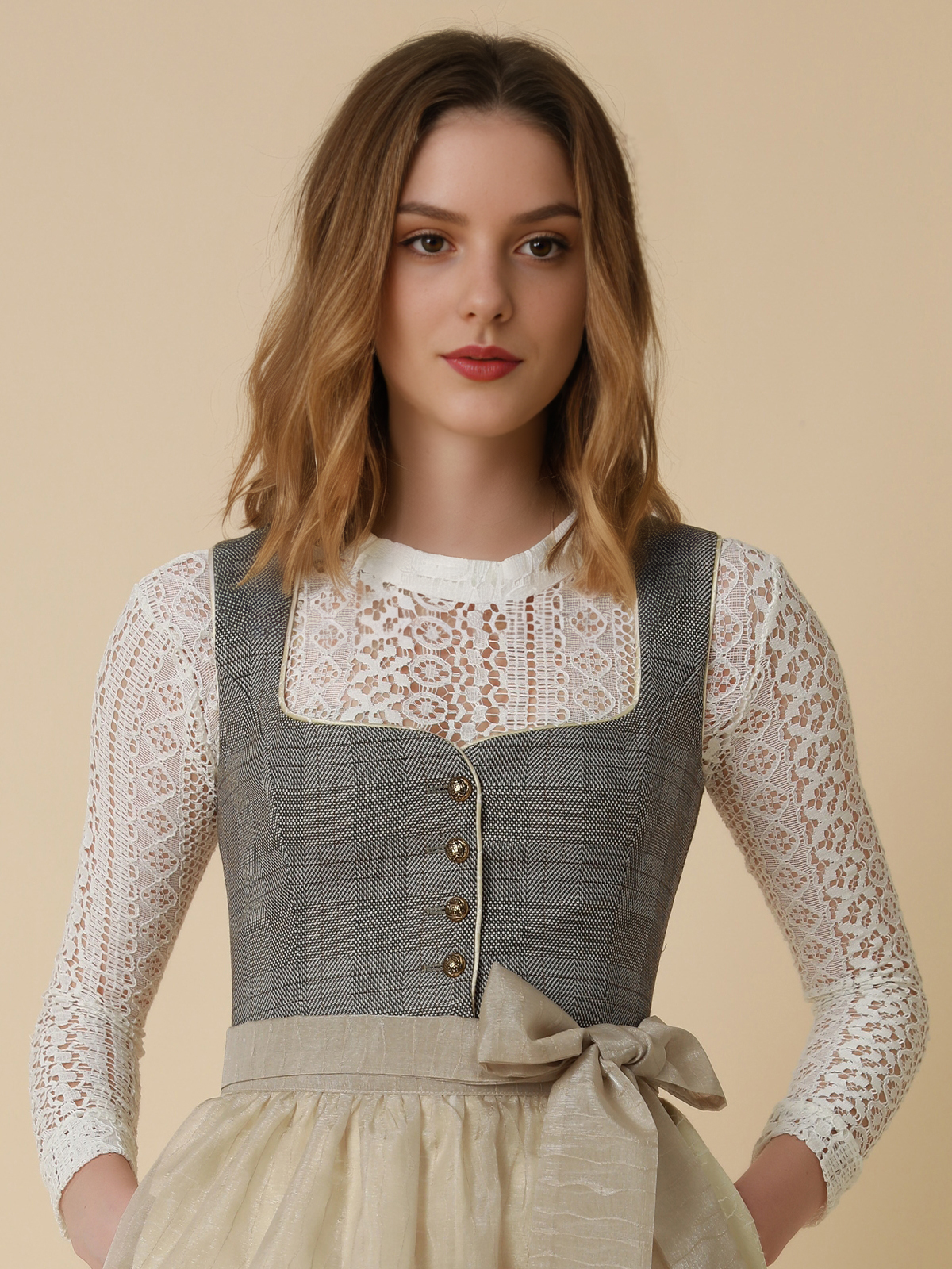 Dirndl in dunkelgrün – zeitlos und stilvoll